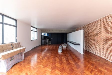 Apartamento para alugar com 244m², 4 quartos e 1 vagaSala