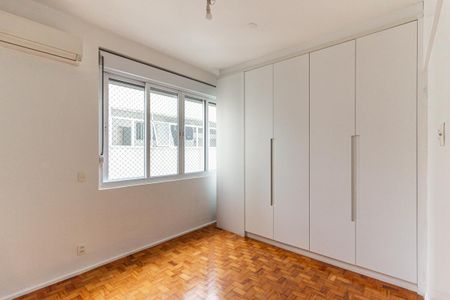 Apartamento para alugar com 244m², 4 quartos e 1 vagaSuíte 3