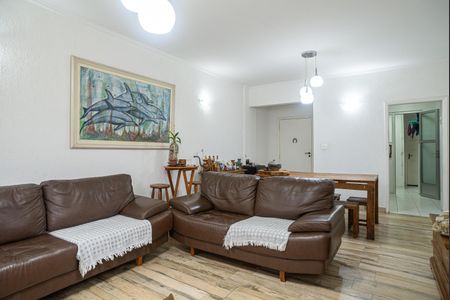 Apartamento à venda com 130m², 3 quartos e sem vaga Apartamento à venda com 130m², 3 quartos e sem vagaSala