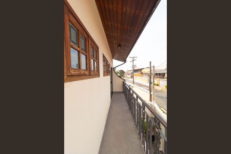 Casa à venda com 240m², 4 quartos e 2 vagas Casa à venda com 240m², 4 quartos e 2 vagasSacada da Suíte