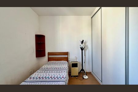 Apartamento à venda com 169m², 3 quartos e 3 vagas Apartamento à venda com 169m², 3 quartos e 3 vagasSuíte