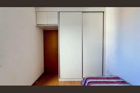 Apartamento à venda com 169m², 3 quartos e 3 vagas Apartamento à venda com 169m², 3 quartos e 3 vagasQuarto 1