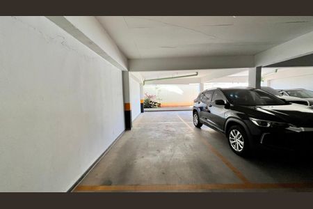 Apartamento à venda com 169m², 3 quartos e 3 vagas Apartamento à venda com 169m², 3 quartos e 3 vagasGaragem