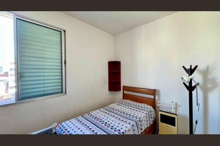 Apartamento à venda com 169m², 3 quartos e 3 vagas Apartamento à venda com 169m², 3 quartos e 3 vagasSuíte