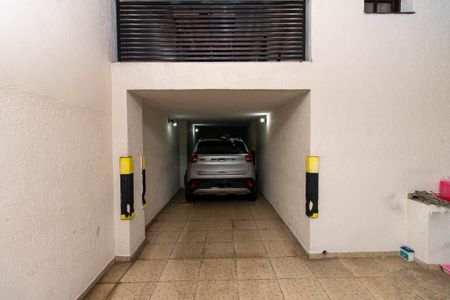 Casa à venda com 349m², 3 quartos e 3 vagas Casa à venda com 349m², 3 quartos e 3 vagasGaragem