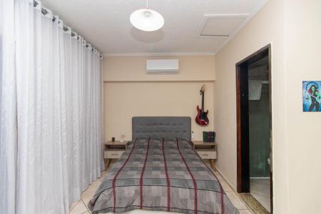 Casa à venda com 349m², 3 quartos e 3 vagas Casa à venda com 349m², 3 quartos e 3 vagasSuíte 3