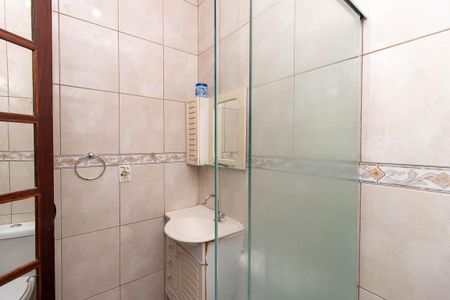 Casa à venda com 349m², 3 quartos e 3 vagas Casa à venda com 349m², 3 quartos e 3 vagasBanheiro da Suíte 2