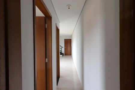 Apartamento à venda com 94m², 2 quartos e 2 vagasCorredor