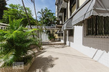 Apartamento à venda com 73m², 3 quartos e 1 vagaÁrea comum