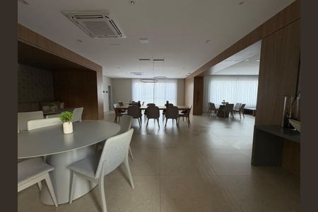Apartamento para alugar com 132m², 3 quartos e 2 vagas Apartamento para alugar com 132m², 3 quartos e 2 vagasÁrea comum - Salão de festas