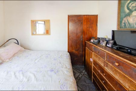 Casa à venda com 214m², 4 quartos e 2 vagasQuarto 4