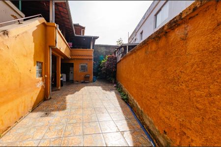 Casa à venda com 214m², 4 quartos e 2 vagasÁrea Externa