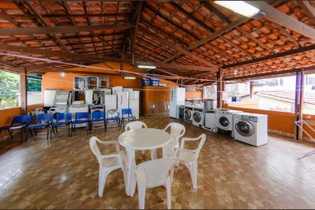 Casa à venda com 214m², 4 quartos e 2 vagasÁrea de Serviço