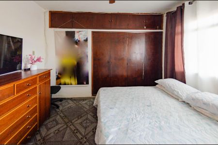 Casa à venda com 214m², 4 quartos e 2 vagasQuarto 3