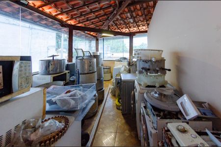 Casa à venda com 214m², 4 quartos e 2 vagasÁrea de Serviço