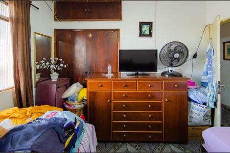 Casa à venda com 214m², 4 quartos e 2 vagasQuarto 1