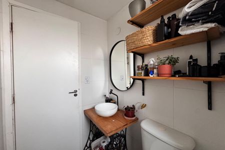 Apartamento à venda com 50m², 2 quartos e 1 vaga Apartamento à venda com 50m², 2 quartos e 1 vagaBanheiro