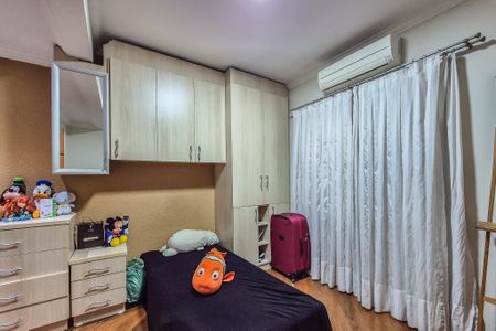 Casa à venda com 289m², 4 quartos e 5 vagas Casa à venda com 289m², 4 quartos e 5 vagasQuarto Suíte