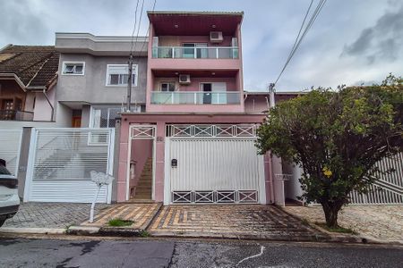Casa à venda com 289m², 4 quartos e 5 vagas Casa à venda com 289m², 4 quartos e 5 vagasFachada