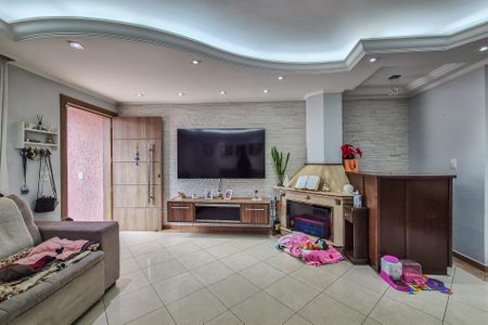 Casa à venda com 289m², 4 quartos e 5 vagas Casa à venda com 289m², 4 quartos e 5 vagasSala