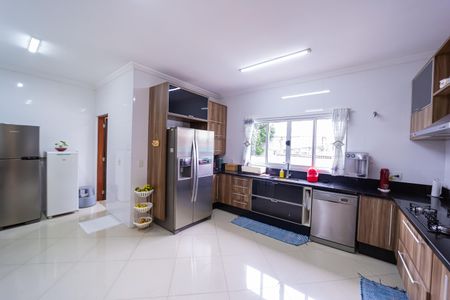 Casa à venda com 350m², 4 quartos e 6 vagasCozinha