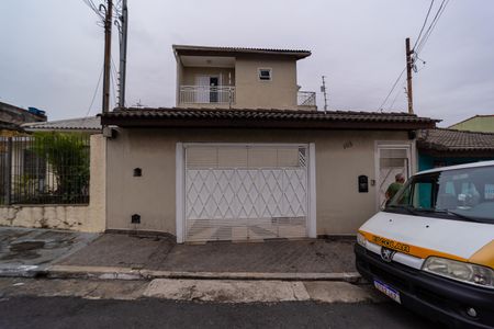 Casa à venda com 350m², 4 quartos e 6 vagasFachada