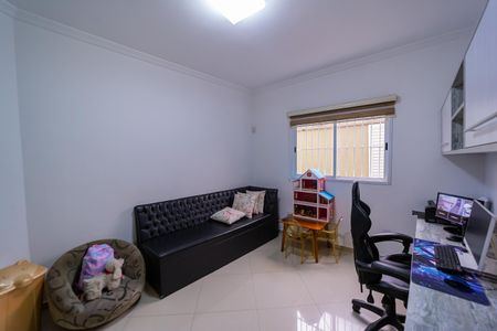 Casa à venda com 350m², 4 quartos e 6 vagasEscritório