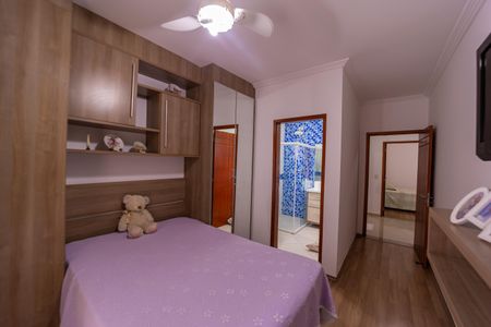 Casa à venda com 350m², 4 quartos e 6 vagasSuíte 4