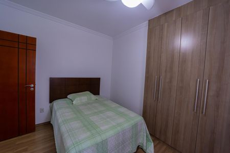 Casa à venda com 350m², 4 quartos e 6 vagasSuíte 2