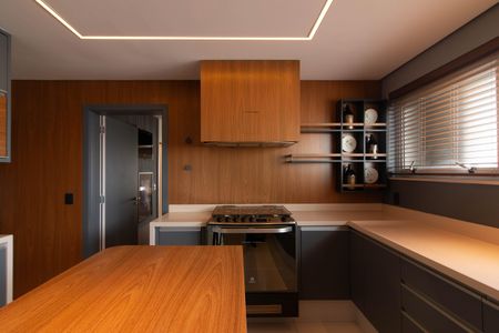 Apartamento à venda com 275m², 4 quartos e 4 vagasCozinha