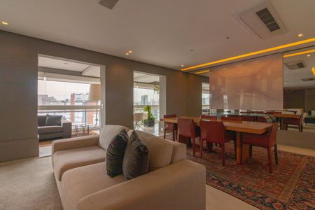 Apartamento à venda com 275m², 4 quartos e 4 vagasSala