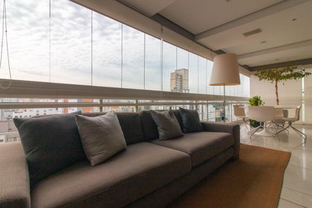 Apartamento à venda com 275m², 4 quartos e 4 vagasVaranda