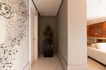 Apartamento à venda com 275m², 4 quartos e 4 vagasCorredor