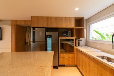 Apartamento à venda com 275m², 4 quartos e 4 vagasÁrea comum - Salão de festas