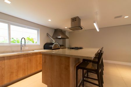 Apartamento à venda com 275m², 4 quartos e 4 vagasÁrea comum - Churrasqueira