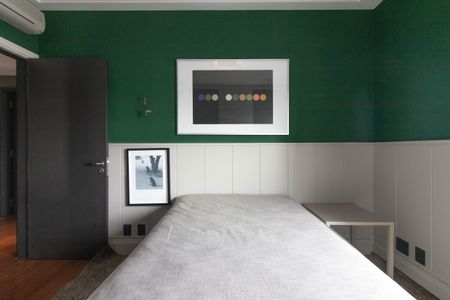 Apartamento à venda com 275m², 4 quartos e 4 vagasQuarto 2