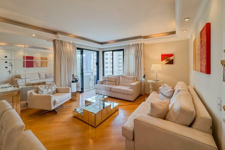 Apartamento para alugar com 118m², 3 quartos e 2 vagasSala