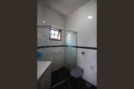 Casa à venda com 362m², 3 quartos e 3 vagasBanheiro da Suíte 2