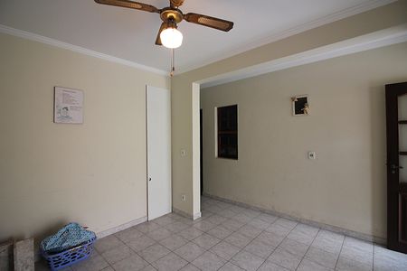 Casa à venda com 362m², 3 quartos e 3 vagasQuarto de Serviço