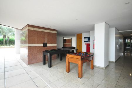 Apartamento à venda com 228m², 4 quartos e 4 vagas Apartamento à venda com 228m², 4 quartos e 4 vagasÁrea comum