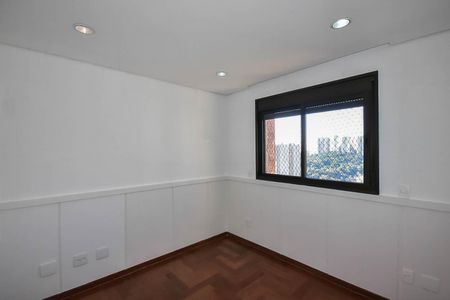 Apartamento à venda com 228m², 4 quartos e 4 vagasSuíte 2
