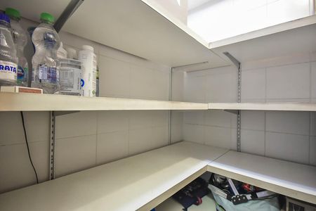 Apartamento à venda com 228m², 4 quartos e 4 vagasDespensa