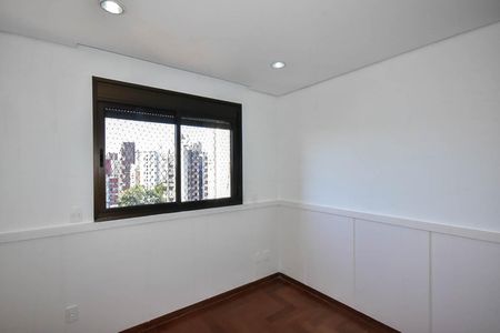 Apartamento à venda com 228m², 4 quartos e 4 vagasSuíte 2