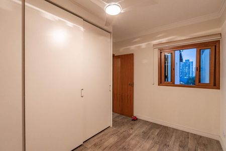 Casa à venda com 225m², 3 quartos e 4 vagasQuarto 2