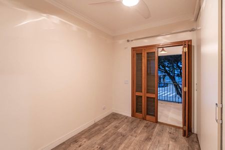 Casa à venda com 225m², 3 quartos e 4 vagasQuarto 2