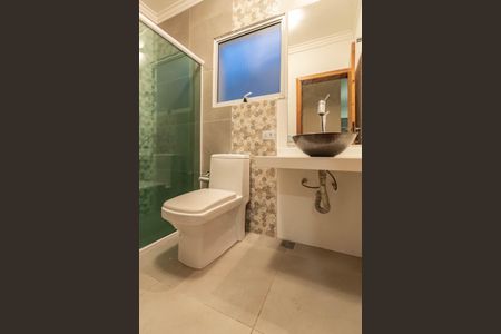 Casa à venda com 225m², 3 quartos e 4 vagasBanheiro