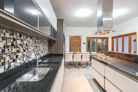 Casa à venda com 225m², 3 quartos e 4 vagasCozinha