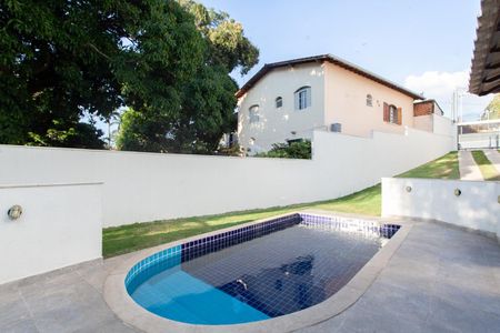 Apartamento à venda com 53m², 2 quartos e 1 vaga Apartamento à venda com 53m², 2 quartos e 1 vagaÁrea comum - Piscina