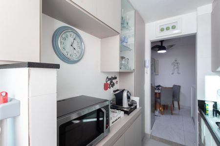 Apartamento à venda com 53m², 2 quartos e 1 vaga Apartamento à venda com 53m², 2 quartos e 1 vagaCozinha e Área de Serviço