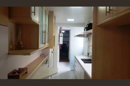 Apartamento à venda com 135m², 3 quartos e 3 vagas